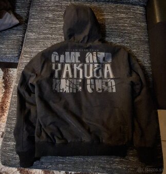 Yakuza zimna bunda - 2