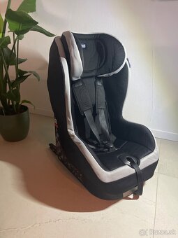 Autosedačka Chicco s ISOFIXom - 2