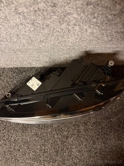 Svetlo VW Touran - 2