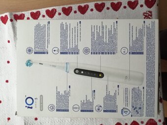 Elektrická zubná kefka - 2