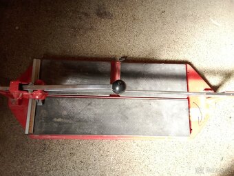 rezačka na obkladačky - 2