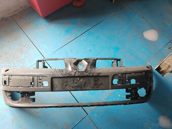 Nárazník renault espace 4 - 2