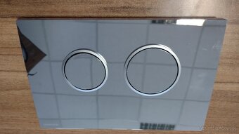 Tlačítko Geberit - 2