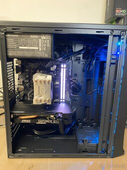 I7-10700 / GTX 1660 Super / 32GB - 2
