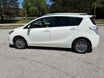 Toyota Verso - 2