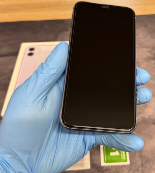Apple iPhone 11 64 GB Purple / 86% batéria - 2