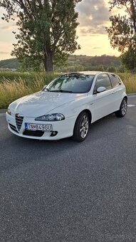 Alfa romeo 147 - 2