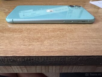 iPhone 11 64 GB - 2