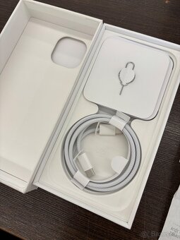 Iphone 15 128GB - 2