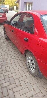 Mazda 323 - 2