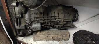 BMW E30 318 IS - 2