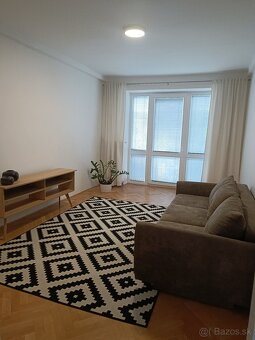 PRENÁJOM~2-izbový byt s balkónom na Hospodárskej ul. Trnava - 2