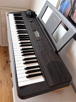 Yamaha PSR-E360 Keyboard s dynamikou Dark Walnut - 2