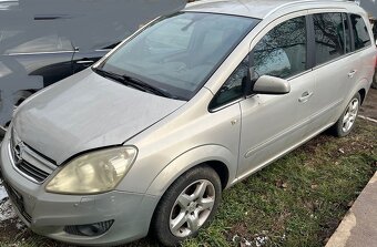 Opel Zafira B 2008 predám DVERE, NARAZNÍK, KAPOTA, MOTOR 2.2 - 2