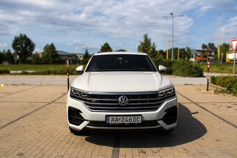 Volkswagen Touareg 3.0 V6 TDI 210kW R-Line 4Motion Odpočet. - 2