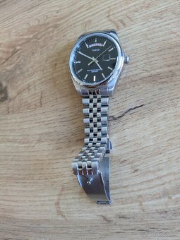 Timex Legacy Day and Date 41mm - 2