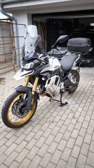 VOGE 900 DSX - 2