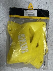 plasty Suzuki 125, 250 2001 - 2003 - 2