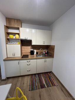 Na prenájom 1-izbový byt v lokalite Martin - Ľadoveň - 2