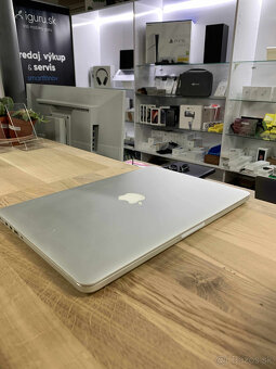 Macbook Pro 2015 Retina - 2