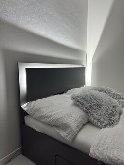 Posteľ s LED osvetlením + matrac - 2
