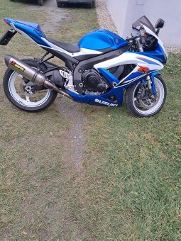Suzuki gsxr 600 k9 - 2