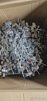 Štipcové vešiaky - 2