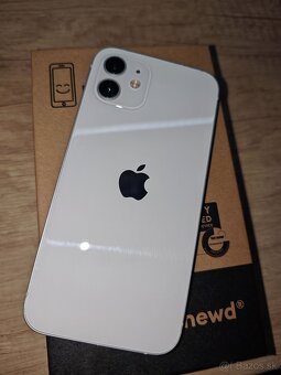 Predám iphone 12 White - 2