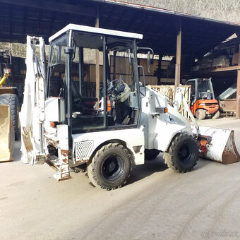 Mini traktor bager. 3650kg. - 2