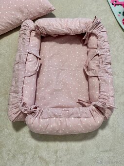 Hniezdo a vankus Eva Kiedronova - 2