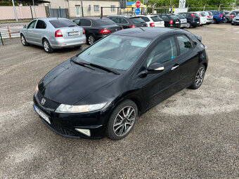 Honda Civic 1.8 V-Tec benzín, 103kW, MT/6, rok:12.2011. - 2