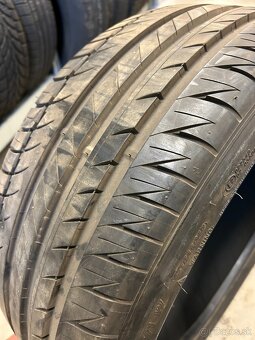 Pneumatika Michelin 215/45R17 - 2