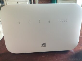 Predám 4G modem router Huawei B612s - 2