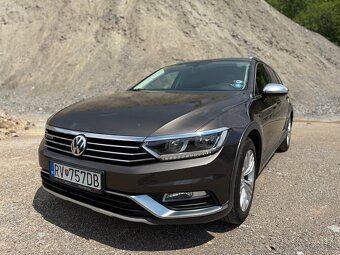 Volkswagen Passat Alltrack 2.0 TDI - 2