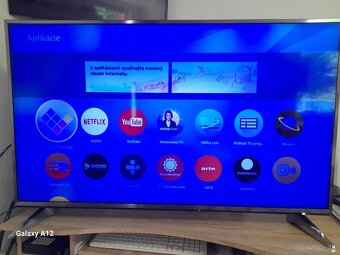 Predám 4K LED SMART PANASONIC TX-49EX613E - 2