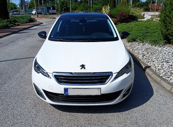 Peugeot 308 GT 1.2 e- 130k Business 6M benzín - 2