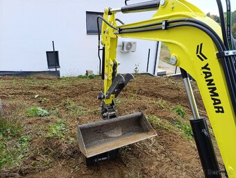 Minibager Yanmar ViO 12 predvadzaci model - 2