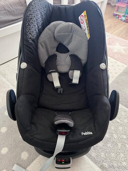 Autosedačka vajíčko Maxi Cosi+ isofix - 2