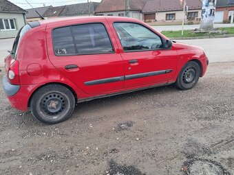 Renault clio - 2