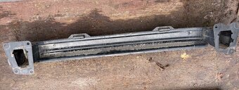 Zadná vystuha B7 - 2