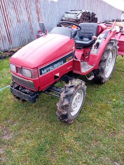 Mitsubishi MT 205 - 2