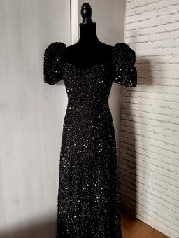 .Spoločenské šaty. - 2