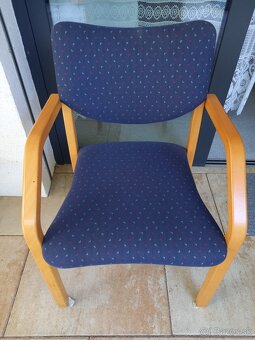 Výhodný predaj pevných stoličiek nosnosť 160 kg - 2