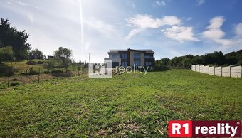 Výnimočný stavebný pozemok ( 1.623 m2) / Banka pri Piešťanoc - 2