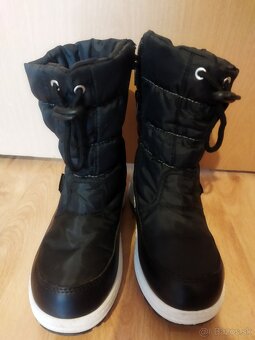 Predám dievčenské zimné topánky veľkosť 33 - 2