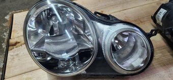 Predne svetla na Volkswagen Polo - 2
