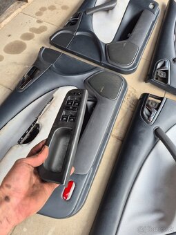 Predám tapacire dverí Škoda Octavia I 1 RS sedan - 2