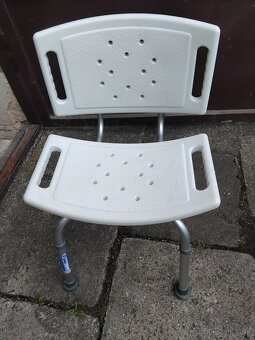 Predám Welneo+stoličky do sprchy - 2