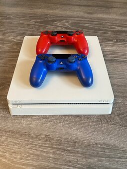 Playstation 4 Slim - 2