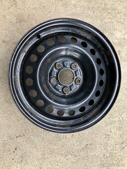 Kia Sportage letné pneu + disky - 2